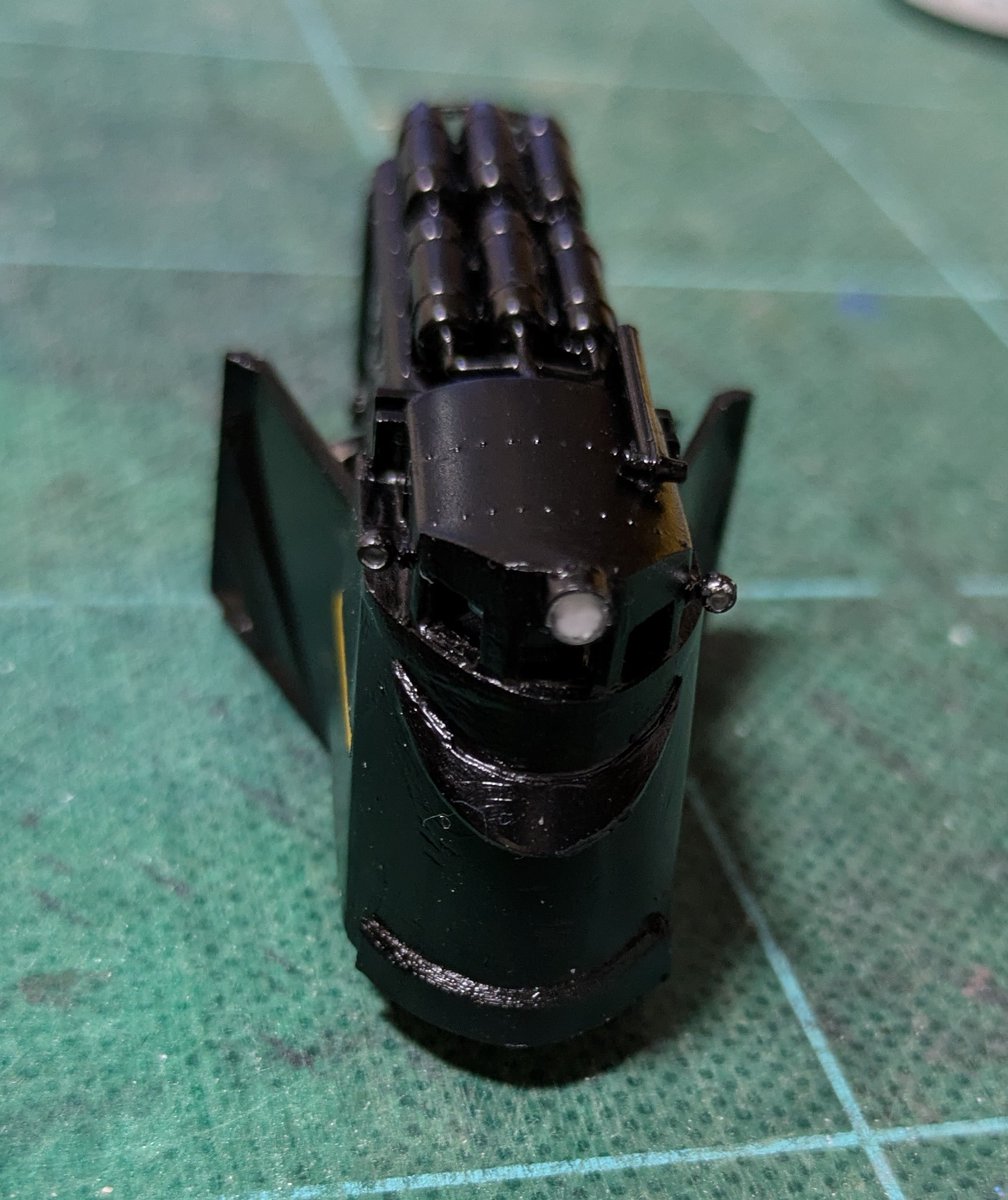 事業用車を作ろう
完成です（前面との継目、もう少し垂直気味？）
それと表記を入れる時になって気づいたけど、バカでかい票差？があって思った所に貼れませんでした
＃キ273