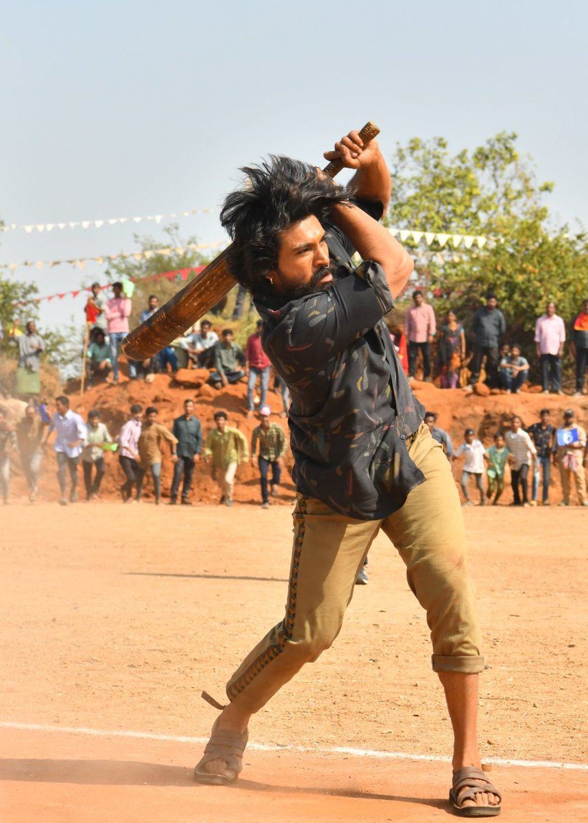 TweetRamCharan's tweet image. #PEDDI 🏏🔥🔥🔥