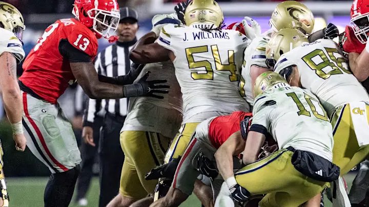 ᑕOAᑕᕼ YEAᕼ tweet media