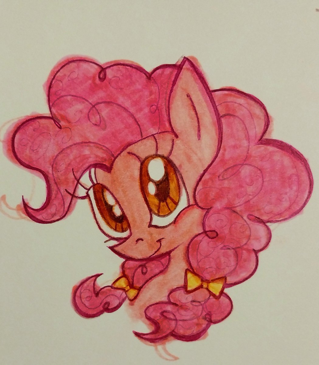I wanted to try this out and omg.... 🥹🤎 Brown eyes Pinkie is so adorable