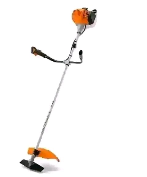 TshepoBacela's tweet image. Majita we know you&apos;re hustling but not ngabo 6 please_😭😭💔