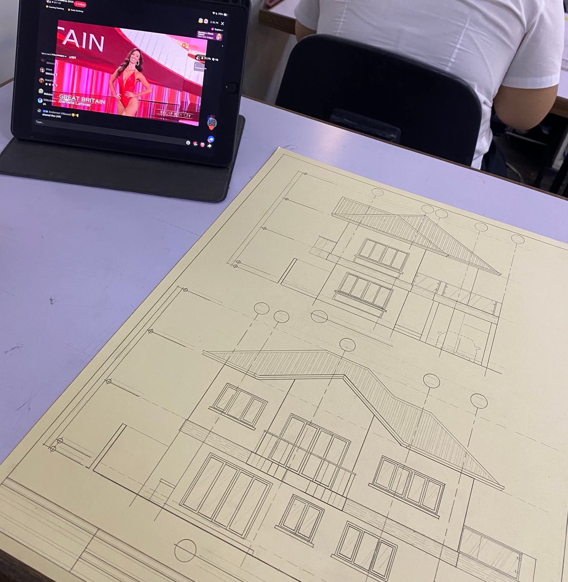 _lumirize's tweet image. multitasking lngg