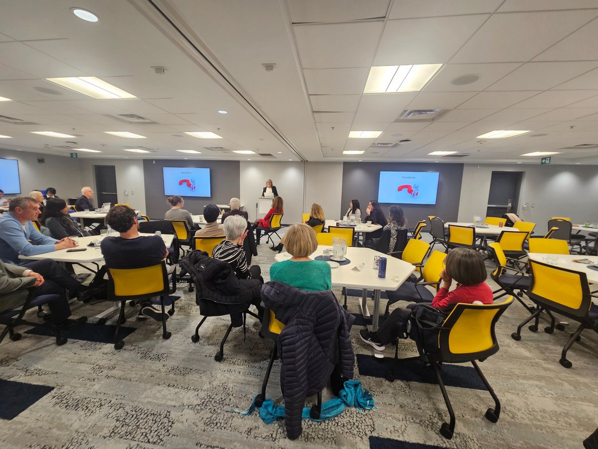 nutrisci_uoft's tweet image. A heartfelt thank you to Dr. Catherine Field, DNS alumna &amp;amp; Professor Emeritus at U of Alberta, for her talk on fatty acids &amp;amp; children’s immune development. Honoring Dr. Edna Park’s legacy in nutrition research!#EdnaParkLecture #DNSResearchDay2025 #AlumniSpotlight @DLOConnor0803