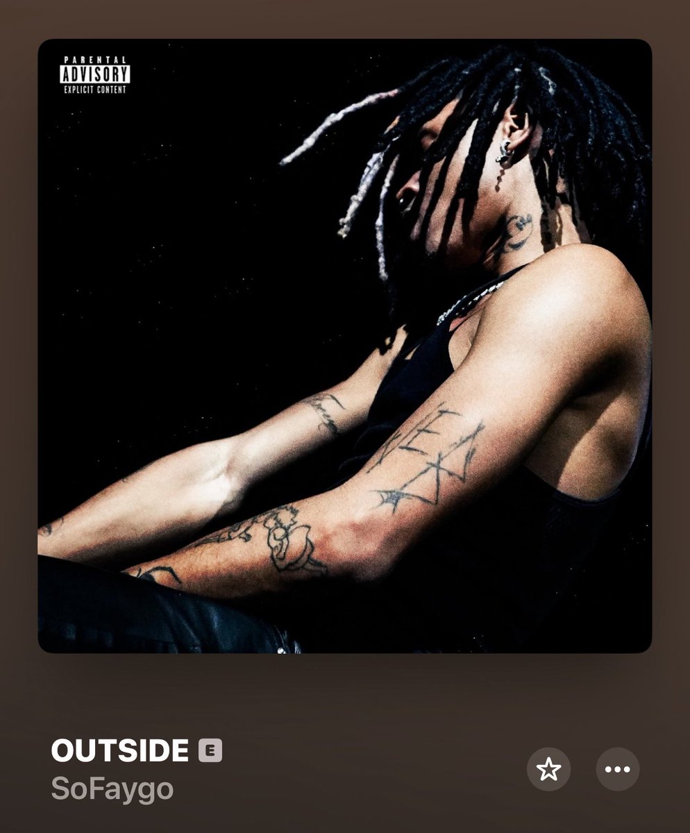 zion 𖤐 tweet media