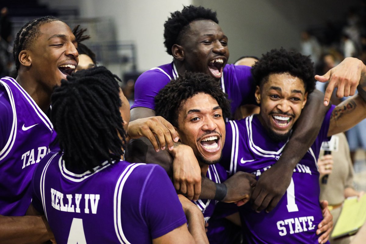 TarletonMBB's tweet photo. The Cam McDowell breakout game 🤩😤 https://t.co/DooANlfGYO