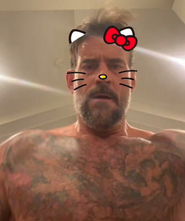 𝙲𝚑𝚛𝚒𝚜✪ tweet media