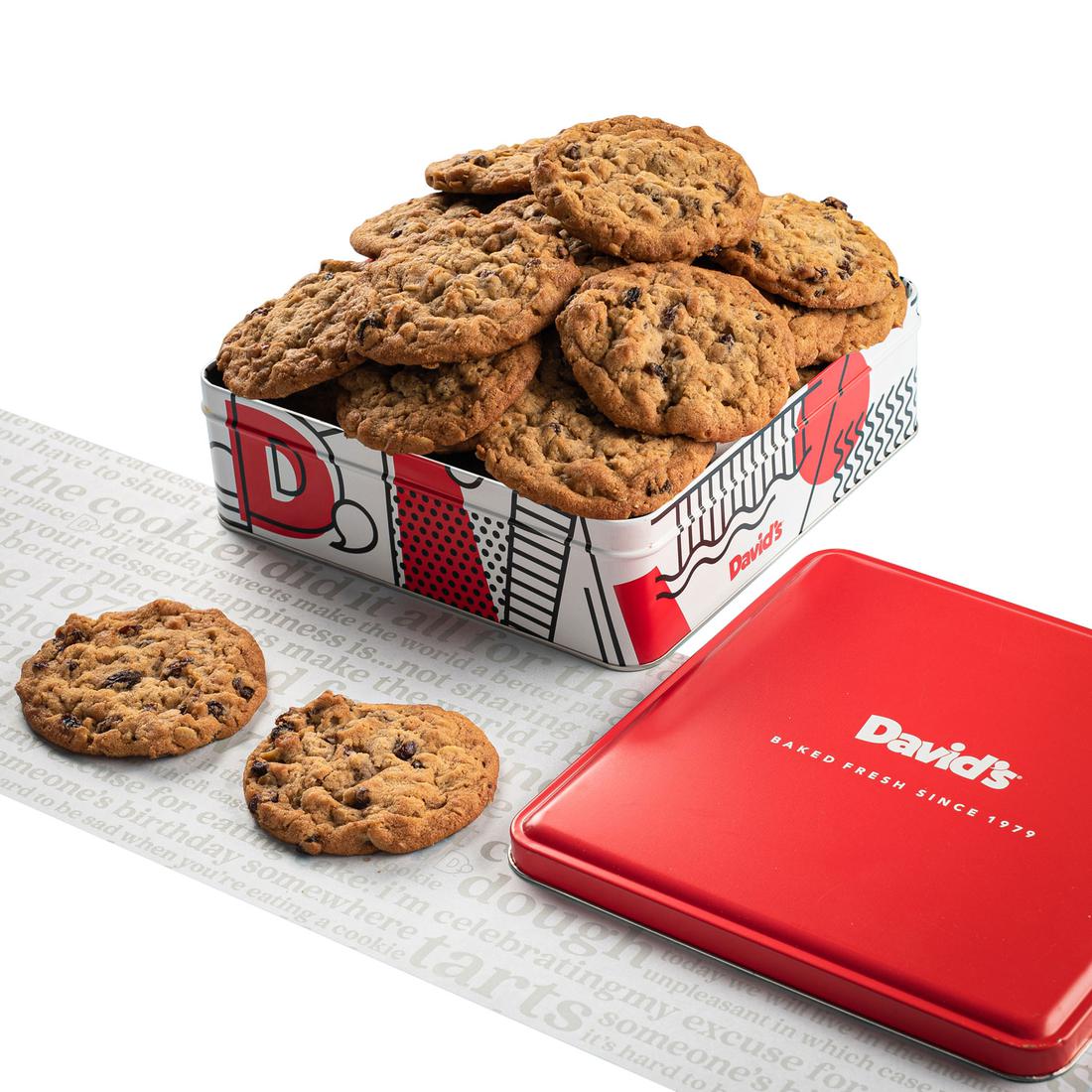 evermore_luna's tweet photo. An item on my Throne wishlist just got fully funded: Fresh Baked Oatmeal Raisin Cookies - 1lb by David's Cookies. Thank you! https://t.co/TI3Z7HYNOw #Wishlist #Throne https://t.co/0VM0z093Oy