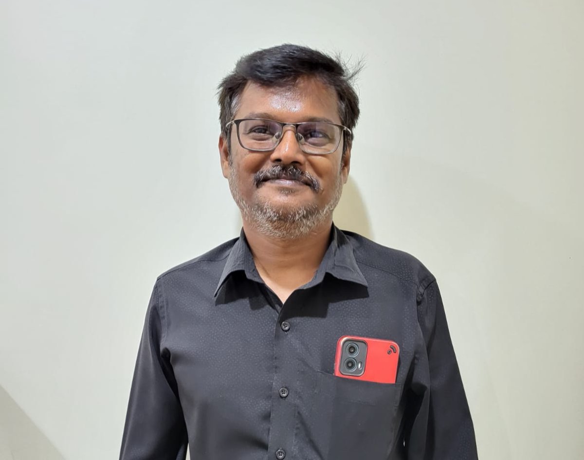 SolutionsSecure's tweet image. Meet the real hero behind the scenes — Satheesh Kumar.

He works silently, not for applause, but to make every day smoother for all of us.

Thank you for keeping our workplace running. 🙌

#UnsungHero #OfficeHeroes #ThankYouSatheesh