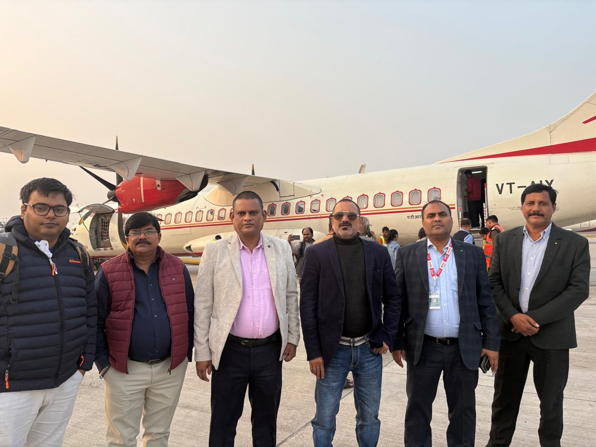 ये मध्यप्रदेश के रीवा जिले के पत्रकार हैं,किसी राजनैतिक पार्टी के टिकिट से हवाई यात्रा पर गए थे अब इनकी निष्पक्ष पत्रकारिता का स्तर आप समझ सकते हैं।
<a href="/DainikBhaskar/">Dainik Bhaskar</a> <a href="/IBN7/">IBN7 is @News18India</a> <a href="/STARSAMACHAR/">STAR SAMACHAR</a> <a href="/khurpenchh/">खुरपेंच</a>