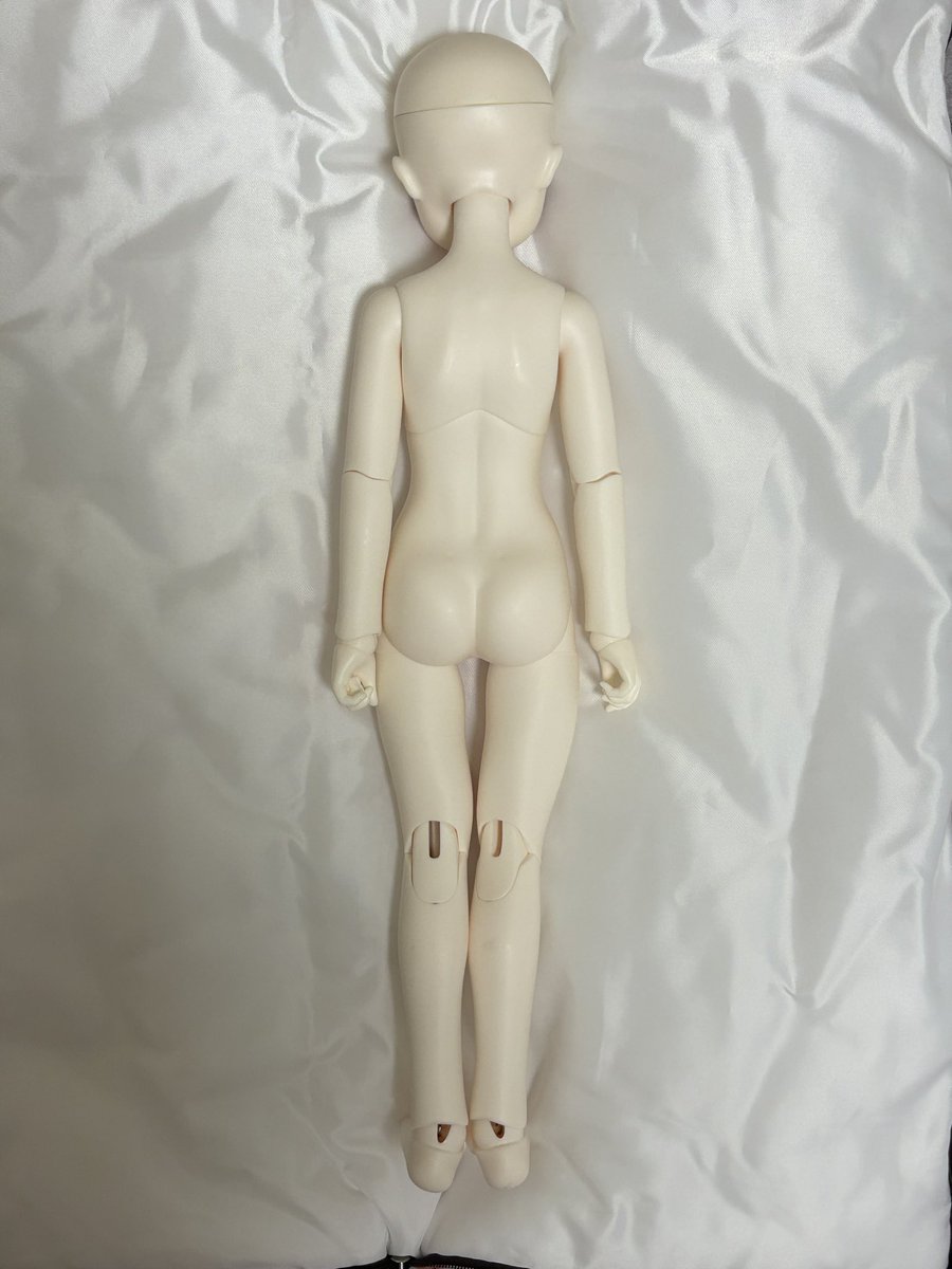 sambbo_o's tweet image. #트인덕장터
[판매글]
나인나인 밀크 미백(msd) 운미포 15.0에 판매합니다. 

작년 5월 매장에서 구매, 디폴메 세척 후 직접 메이크업 해주었습니다.

- 구성: 디폴박스, 강보, 주먹손 및 핀손, 본체, 인증서
- 하자: 미세 기스 및 생활감(상세 사진 요청 시 보내드리겠습니다:-)