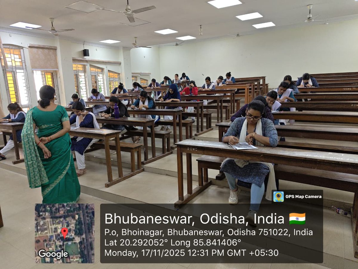 RDWUniversity's tweet image. The Department of Mathematics kick-started the National Mathematics Day celebrations with an exciting Sudoku Challenge on 17.11.2025.
Students showcased sharp logic, speed, and problem-solving skills.
#SudokuChallenge  #NationalMathematicsDay2025  #DepartmentofMathematics #RDWU