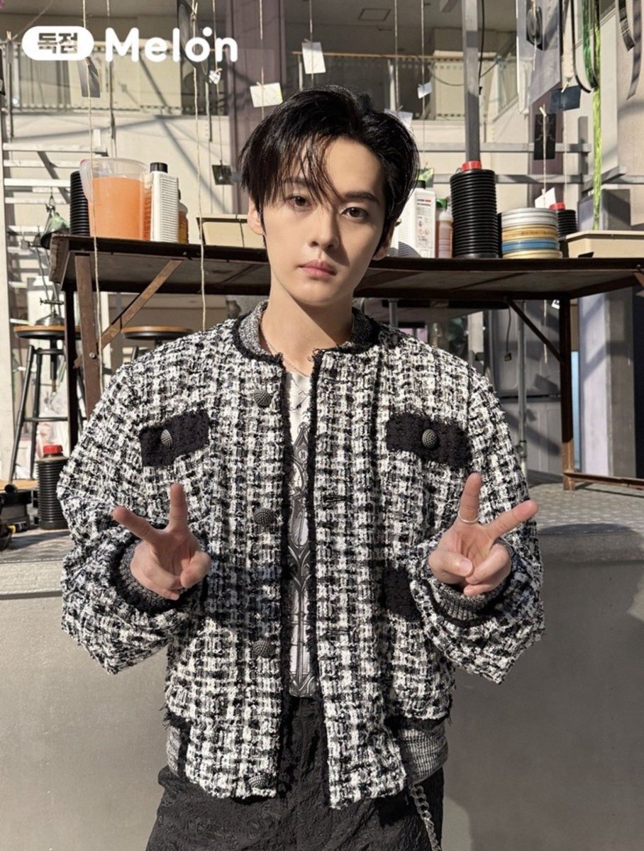 🗞️| DO IT Melon update Lee Know's cut🐰 #리노 #LeeKnow #リノ #李旻浩