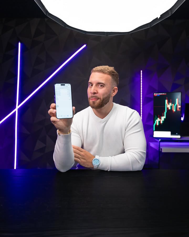 fxalexg580's tweet image. NEW RECORD $160,000 in 1 single trade ! I literally have been setting this up for the last 2/3 weeks , and over 100,000 traders on the daily saw the before, during , and now after…

Remember…. Growth is a cycle not a destination 

All I have to say is #setandforget 

#daytrader