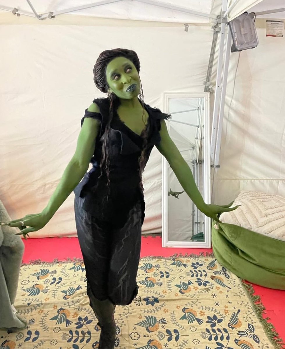 gelphiemylove's tweet image. AWWWWE