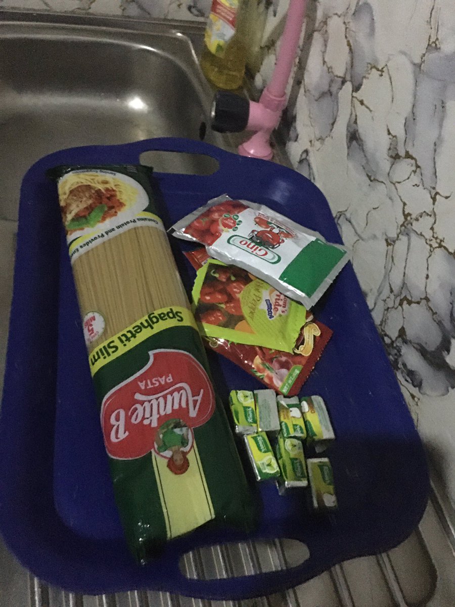 Belbeljum's tweet image. I&apos;m cooking spaghetti for breakfast.

Come and eat