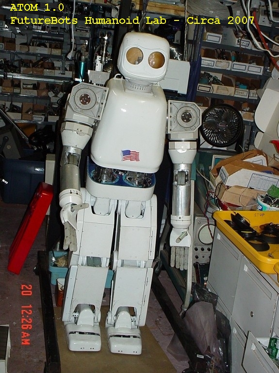 ATOM1Humanoid's tweet image. ATOM 1.0 humanoid circa 2007 just started to put the mechanics together, hand made fiberglass head, chest, lots of aluminum parts cut and machined by Dan Mathias robotics scientist a Engineer of one at the futurebots.com labs