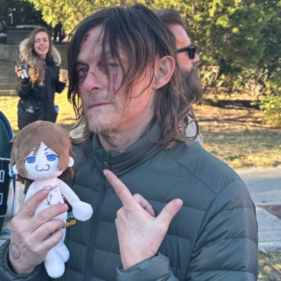 there's no way he's this cute😭😭😭😭