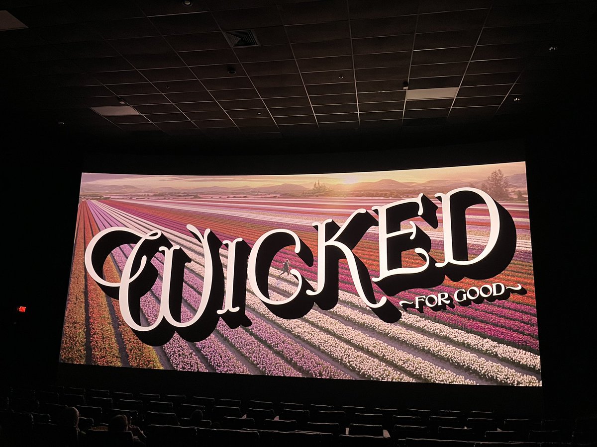 🧙🩷💚🧙‍♀️