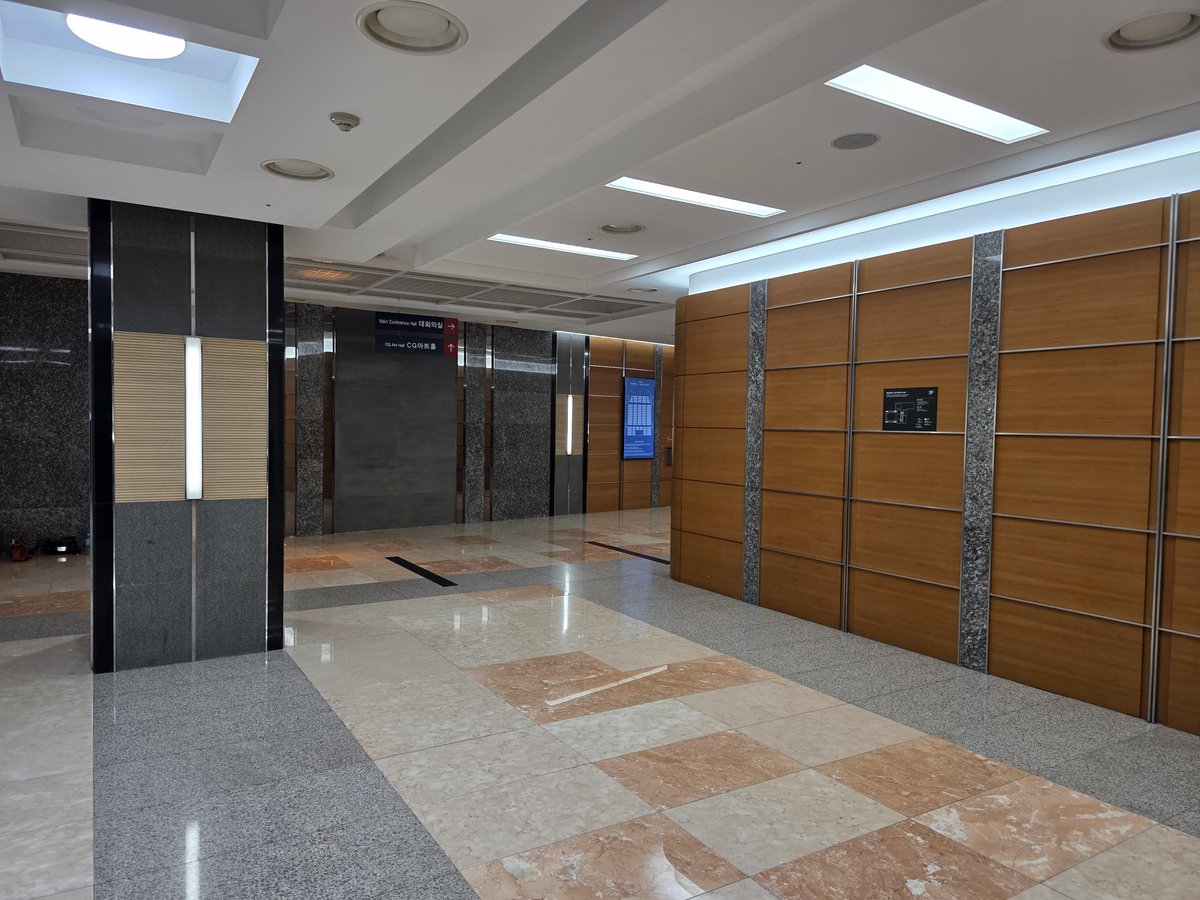 🔔
251121 YKA FESTA (Young Korea Artist) awards 인원체크 안내

✔ 인원 체크 장소: 건설회관 3층 CG아트홀 앞
✔ 인원 체크 시간: PM 6:10 ~

참여하시는 ABNEW분들은 시간에 맞춰 아래 사진 속 장소로 와주시기 바랍니다 ☺️