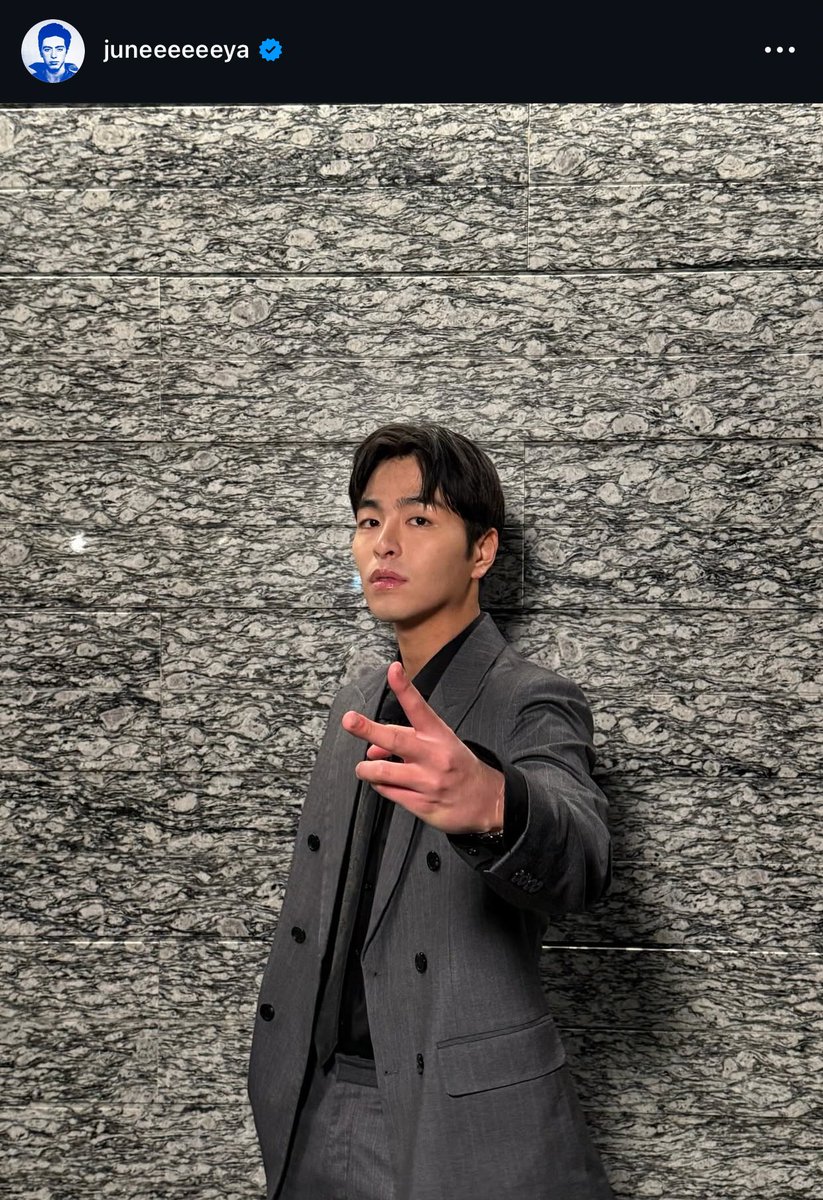 KooJunhoeGlobal's tweet photo. [INSTAGRAM] juneeeeeeya’s post

“히히”
https://t.co/YIwpjVwkzp

#구준회 #JU_NE #ジュネ #JUNHOE https://t.co/W15gndr6WX