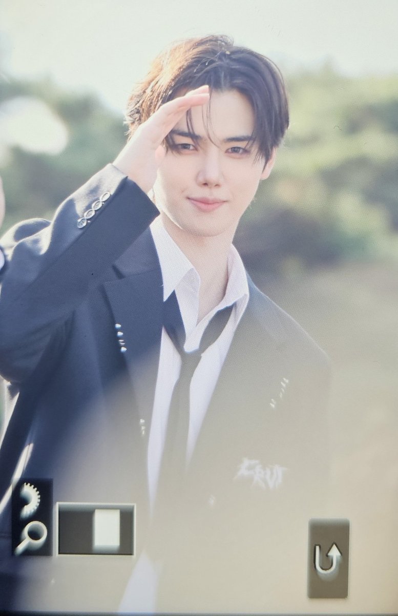 251121 미팬
#민희 #MINHEE 
#CRAVITY #크래비티 
#미니의맛