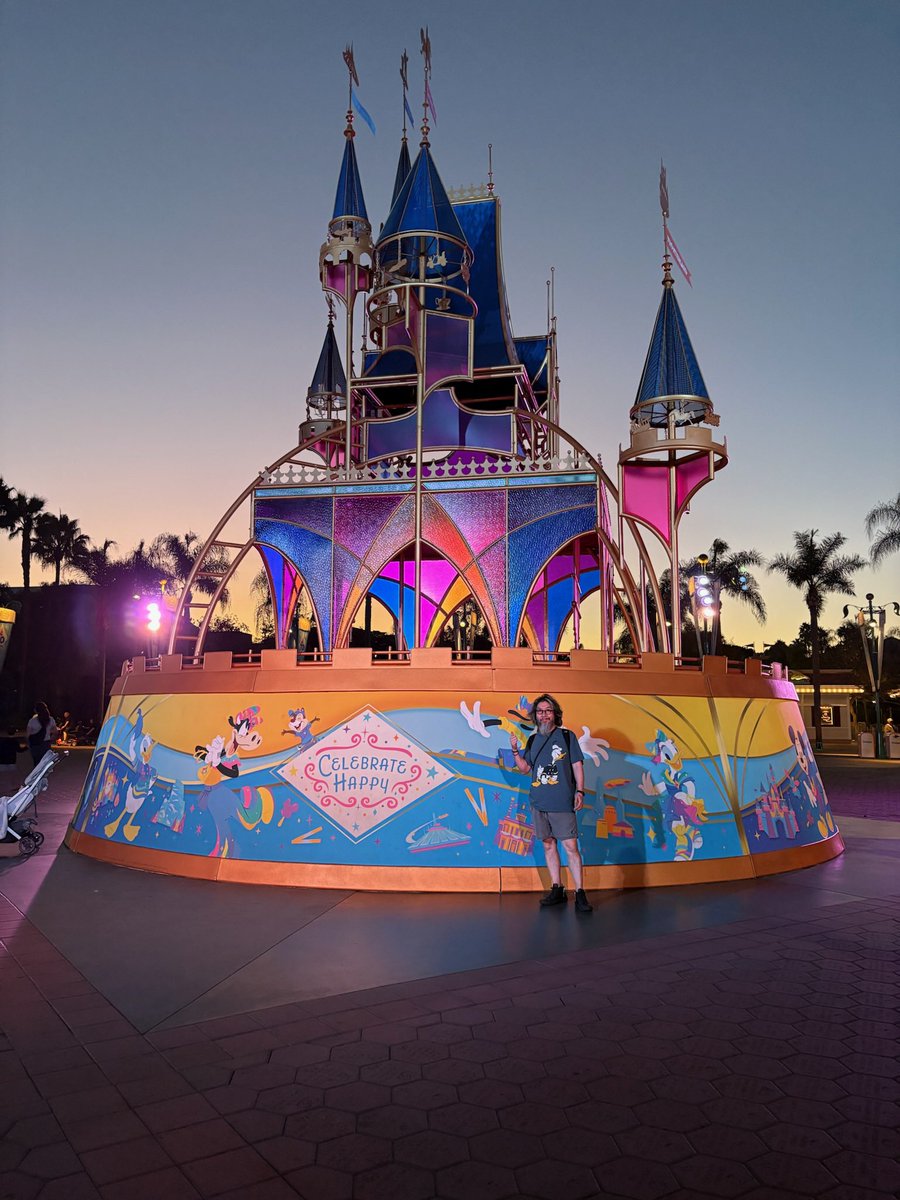 ショッピングの一日、ダウンタウンディズニーやスーパー、ファッションモールなど見て回りました👍❣️