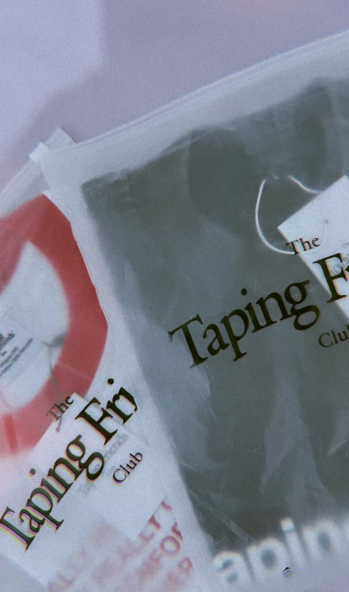 WillCadeleYearn's tweet image. My Taping Friends merch finallyyy arrived today!!! Can’t wait for my other orders to arrive 🩵🩷

Salamuch, @willcatchers4wc! Ganda ganda ganda ng quality 💘