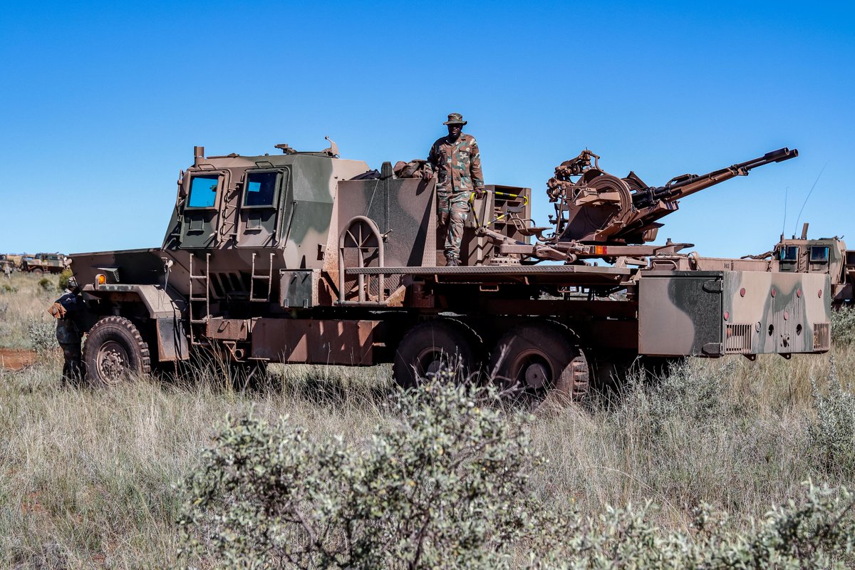 SANDF_ZA's tweet image. #SAArmy Article || Exercise VUKUHLOME IV || Airspace Protectors.

facebook.com/share/p/17kd7Q…

#SANDF
#SAArmy
#PrideOfLions
#ADAFmn
#EXCONVUKUHLOME_IV
#ExerciseVUKUHLOME_IV