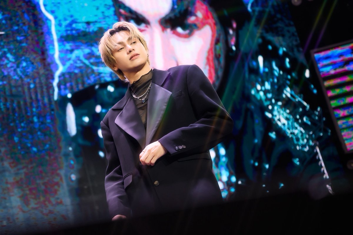 “ #สมาร์ท CSNP” สร้างปรากฏการณ์! จัดแฟนมีตติ้ง SOLO อัลบั้ม “CALL ME CSNP” ครั้งแรกที่หนานหนิง โชว์สกิลร้องเพลงจีนสุดประทับใจ

Link : facebook.com/share/p/1ChaSF…

ทำเอาแฟน ๆ ชาวจีนกรี๊ดสนั่น! เมื่อศิลปินสุดฮอต #CSNP (สมาร์ท ชิษณุพงศ์) ได้เดินทางไปจัดกิจกรรม แฟนมีตติ้ง SOLO อัลบั้ม