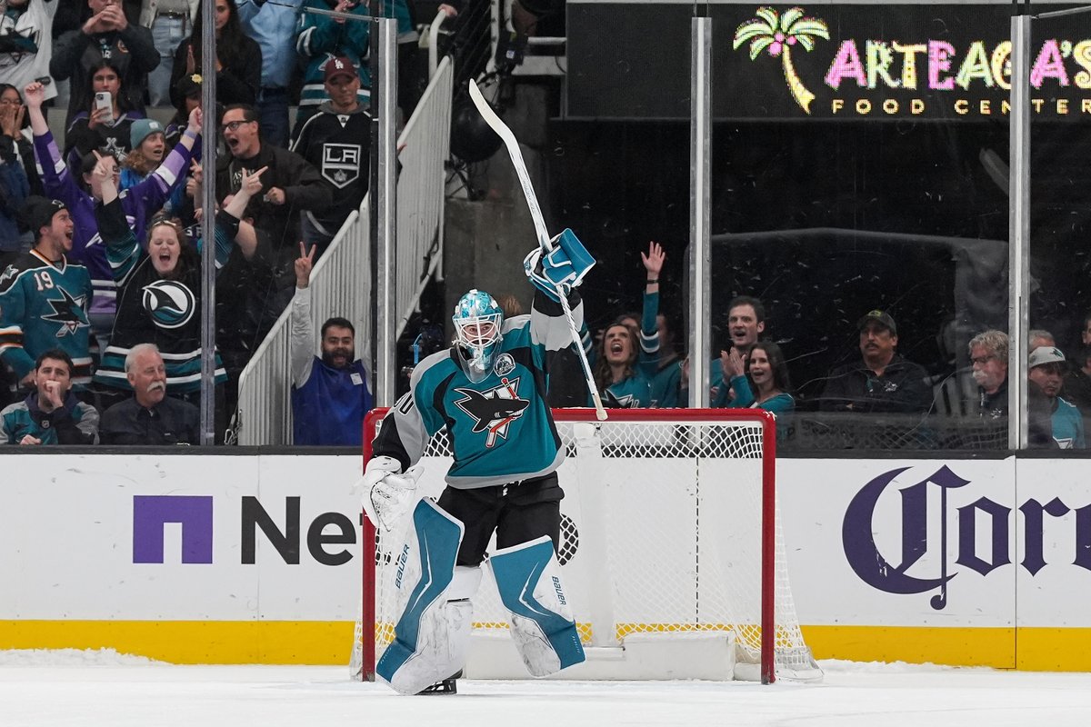 SanJoseSharks's tweet photo. Yaroslav Askarov. That's it, that's the tweet. https://t.co/JafFHFz14s