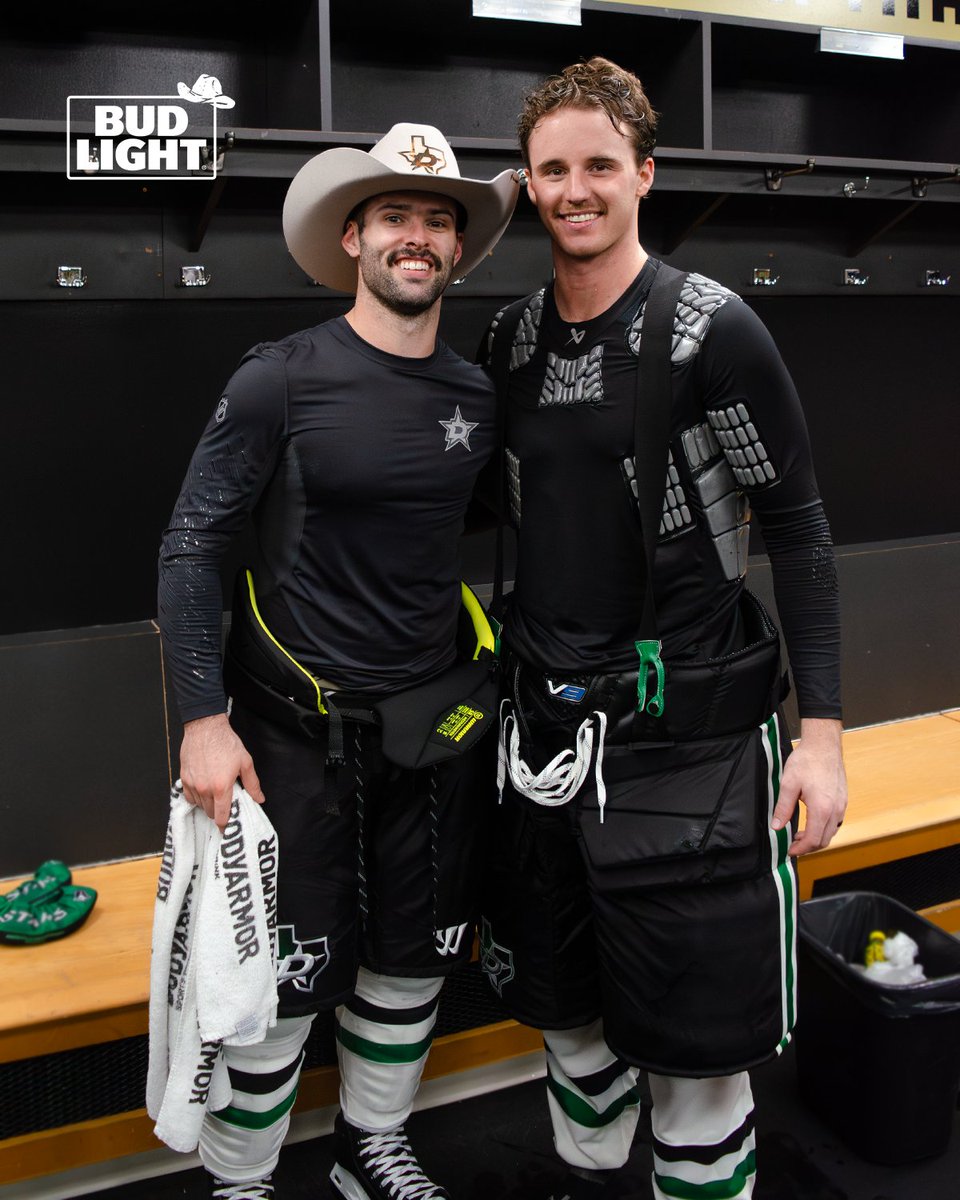 DallasStars's tweet photo. We came. We saw. We yeehawkey'd. https://t.co/fiC6XK5vre