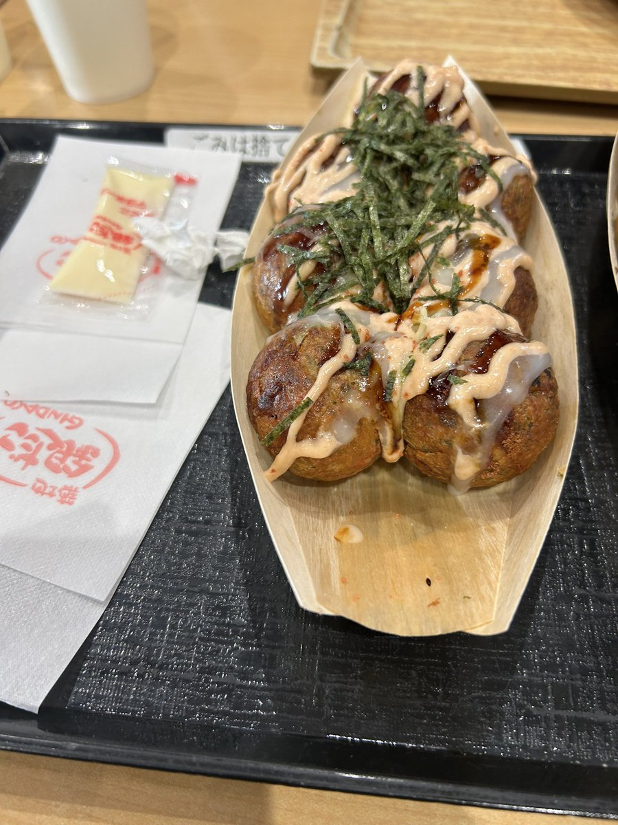 ae_riku's tweet image. 銀だこ美味しかったなぁ😋
19時からミクチャで配信するよ！来れる方是非！
#銀だこ