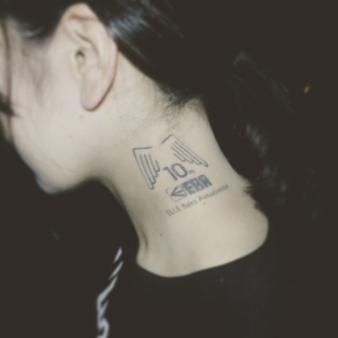 sleepyuri1224's tweet image. ⚡️来月の予定どうですか？⚡️

🗓️12/14（日）15時〜
📍心斎橋Bar Freja
ELLEGARDEN BAKA ASSOCIATION

あっという間に年末に近づいてますが、
一年の締めくくりに愛すべきエルレバカたちが集まるイベントあり〼

ロックは風邪にも効きます！
多分！！←
取り置き可能なので気軽に連絡ください◎
#EBA14