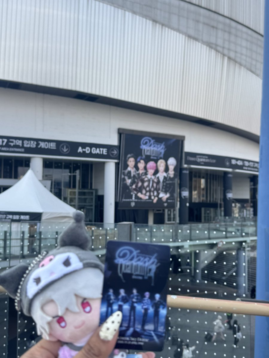 fairyriicky's tweet image. seeing my plave bbys once again !! 🥹🩷 
#PLAVE #플레이브
#Dash_Quantum_Leap_Encore