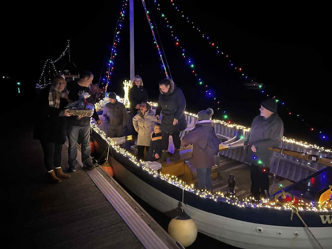 WellsXmasTide tweet media