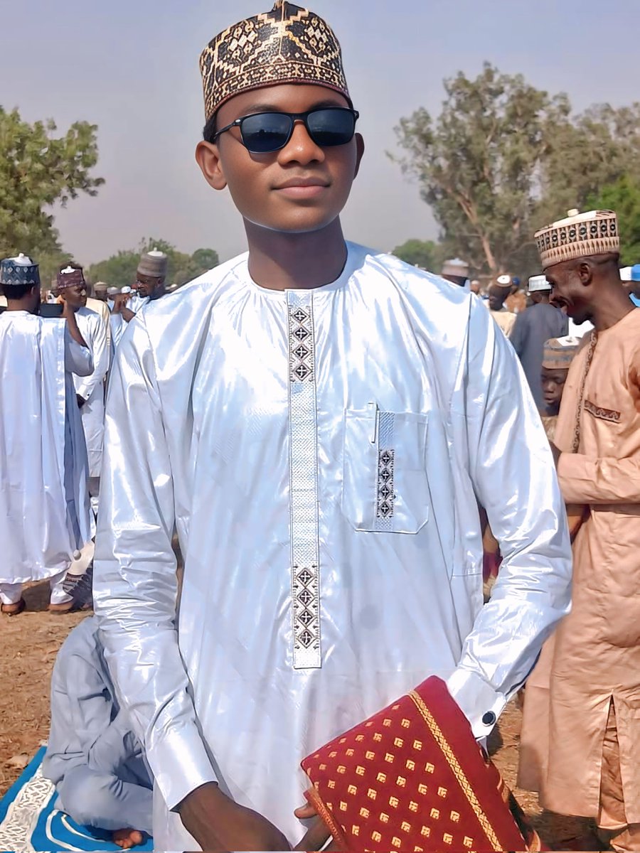 ansarweb3's tweet image. GM Web3 Community 🌅 
Jumu&apos;atu Mubarakah 📿

It&apos;s another day to stack more runs on @SIXR_cricket 

$SIXR #Web3 #Friday