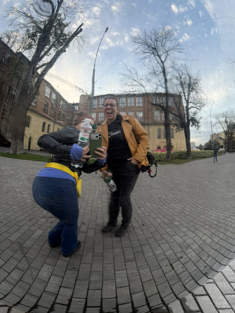 Does this metal ball make my butt look big?