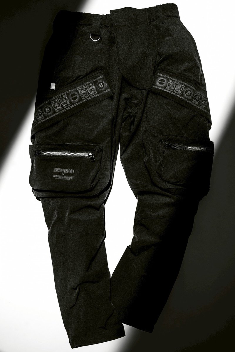 viztokyo's tweet image. 【VIZ STORE】

🔴BRAHMAN x VIRGOwearworks🔴
BRAHMAN 30th Anniversary Special   Collaboration

＼＼本日限定先行発売!!／／
VIZ store-tokyoにて限定数販売！

詳細はこちら
🔗 vgw.jp/post/brahman-3…

#vgw #VIRGOwereworks