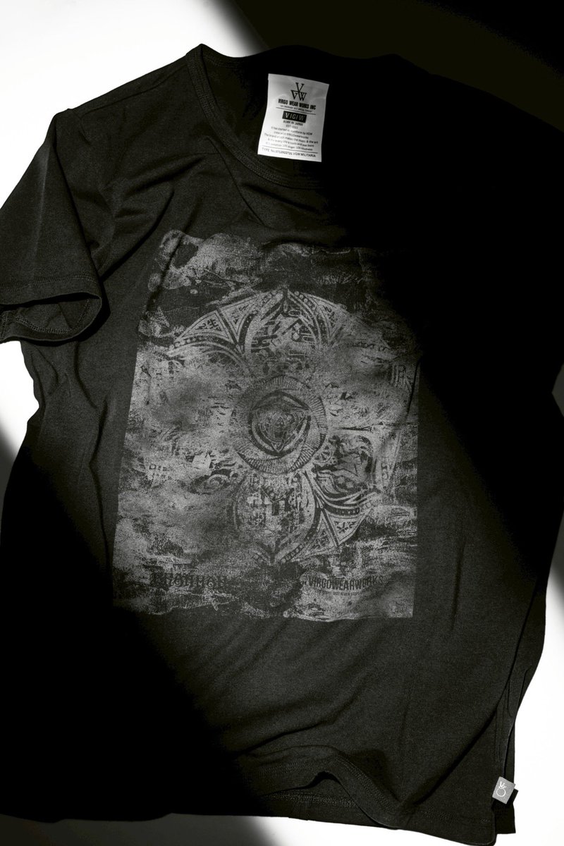 viztokyo's tweet image. 【VIZ STORE】

🔴BRAHMAN x VIRGOwearworks🔴
BRAHMAN 30th Anniversary Special   Collaboration

＼＼本日限定先行発売!!／／
VIZ store-tokyoにて限定数販売！

詳細はこちら
🔗 vgw.jp/post/brahman-3…

#vgw #VIRGOwereworks