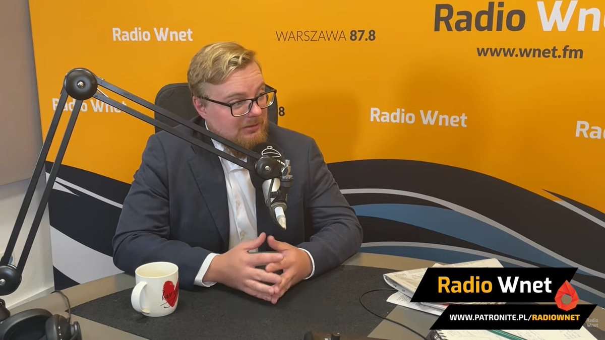 RadioWNET's tweet image. 🗣️„Musimy się pogodzić z tym, że wolny rynek w Unii Europejskiej przestał istnieć. Stworzyliśmy przestrzeń do wzrostu dla firm, którym kreuje się popyt na produkty, których normalnie by nikt nie kupił” - Cezary Bachański, Warsaw Enterprise Institute @BachanskiCezary @FundacjaWEI…