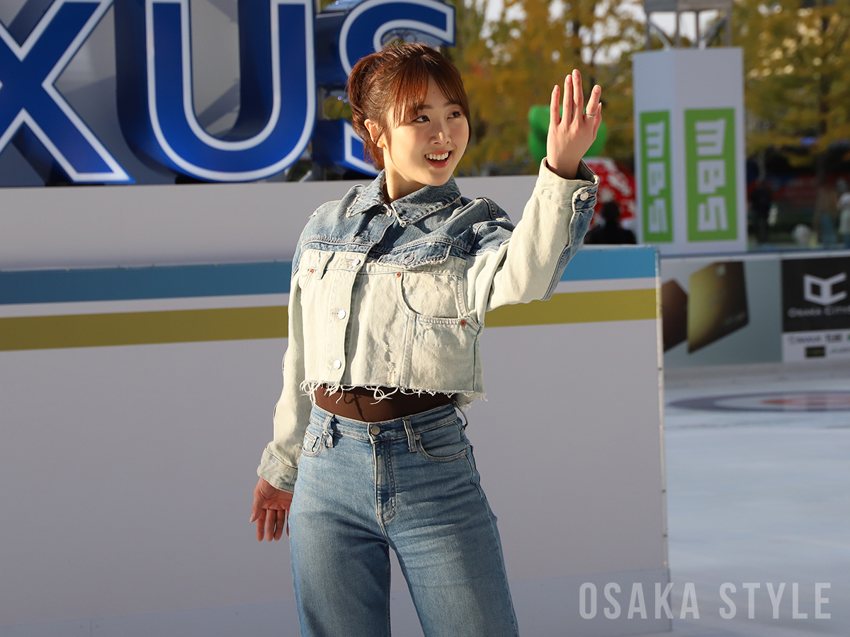 osakastyleNews's tweet image. 本田望結さんが今年も初滑り　グランフロント大阪で「ウメダ☆アイスリンク つるんつるん」 osaka.style/news/57606/

#本田望結 #つるんつるん #アイススケート #グランフロント大阪