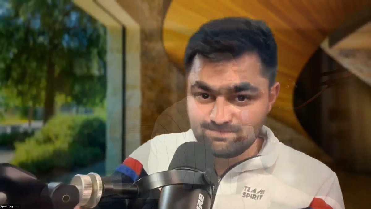 saurabh_txt's tweet image. Class 2 Git &amp;amp; GitHub Masterclass Part 2 with @Hiteshdotcom and @piyushgarg_dev, Learn how to create and merge branches, Squash merge, Re-write time line with rebase, Contribute to a opensource.

👨🏽‍💻 Code:- github.com/KatanaSword/we…

TAs:- @nirudhuuu @yntpdotme 
@ChaiCodeHQ #Git…