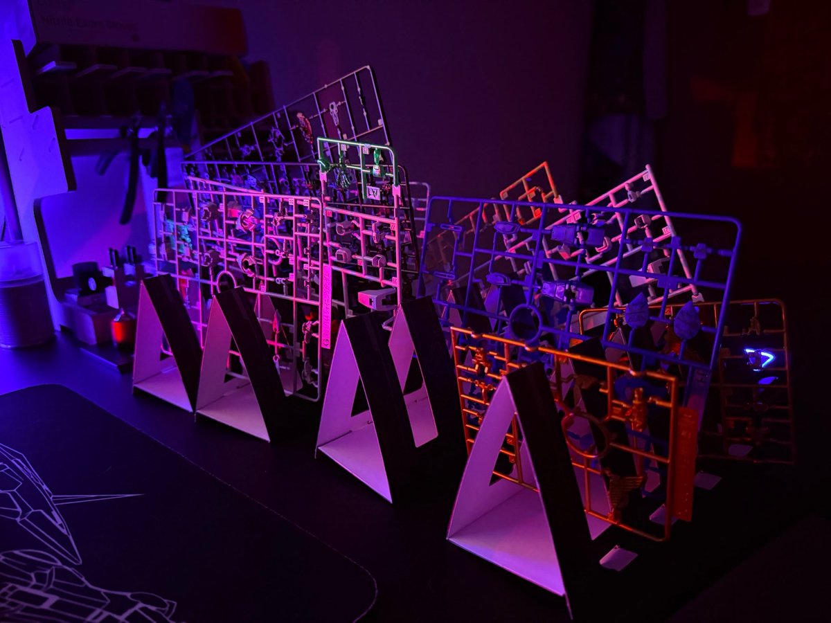 robtonomous's tweet image. Tonight was fun! I’ll be uploading a part one video on the Shining Gundam build! 

#gundam #modelbuilder #gunpla