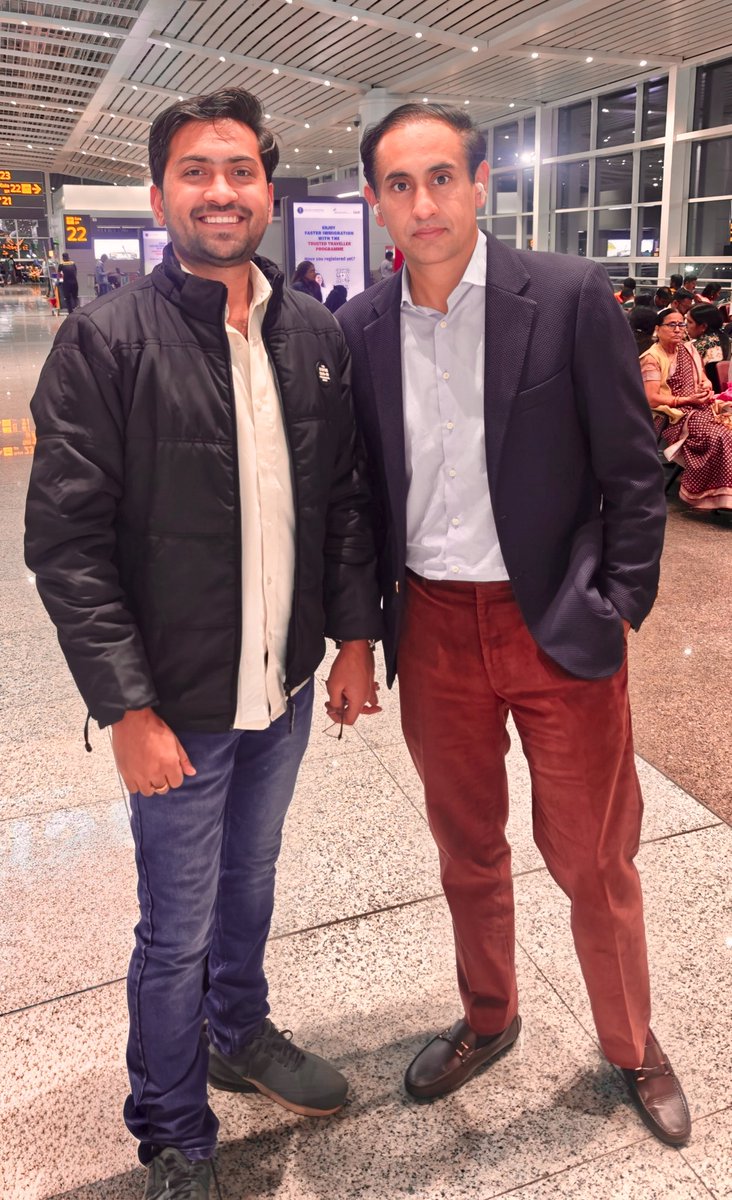 tiwarideepakind's tweet photo. Yesterday Met Rahul Kanwal Sir (CEO &amp; Editor-in-Chief, NDTV) at IGI Airport
A 30-second interaction, but the clarity and calm he carries is on another level.

Real leadership doesn’t shout — it resonates.
Still inspired by that moment.

#RahulKanwal #NDTV #AirportDiaries https://t.co/OCfzvFva4N