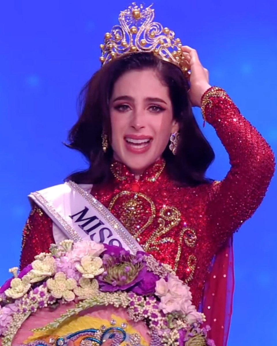 La nueva #MissUniverse #FatimaBosch <a href="/bosch_fatima/">FATIMA BOSCH</a> como #FlorMasBella de mi bello Tabasco y como #MissUniverso2025
-2018 la más bella de Tabasco
-2025 la más bella de México
-2025 la más bella del Mundo
🫶🏻🫶🏻