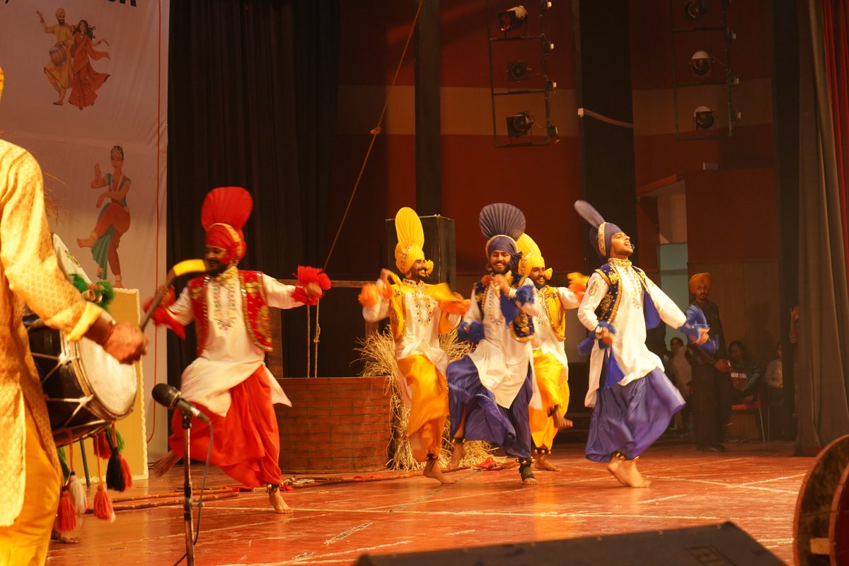 ssjboyscollege's tweet image. Another Proud Achievement for Shah Satnam Ji Boys’ College!

We are delighted to share that Shah Satnam Ji Boys’ College has secured 3rd Position in General Group Dance at the 12th Triveni Yuva Mahotsav 2025, held at Chaudhary Devi Lal University (CDLU), Sirsa.

#CDLU #ssjbc