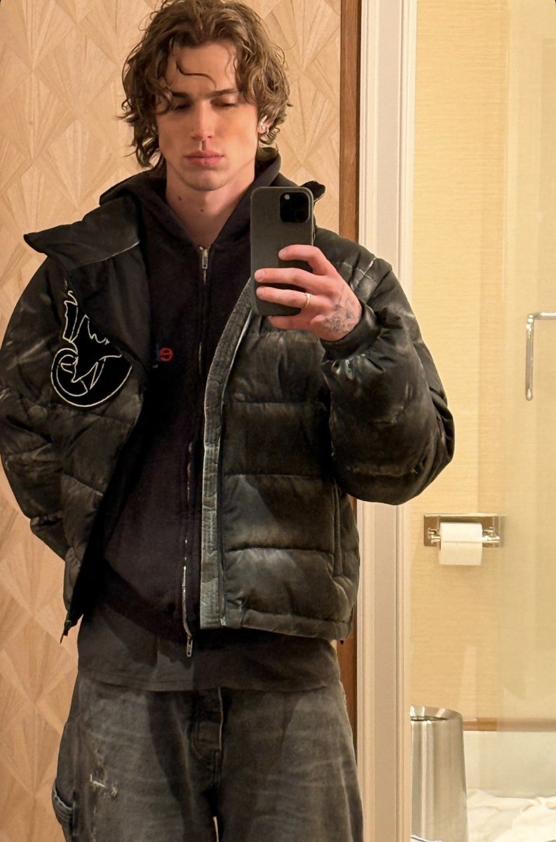 hackerxwright_'s tweet image. 🫦