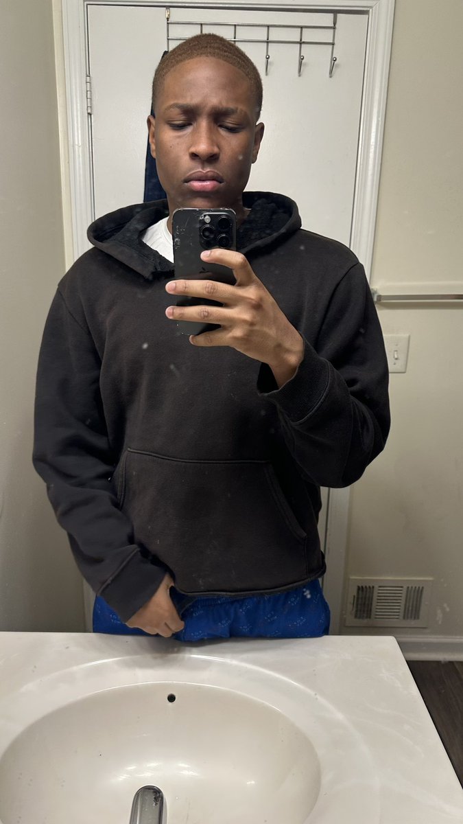 PLUTORICCH's tweet image. 👨🏾‍🦰