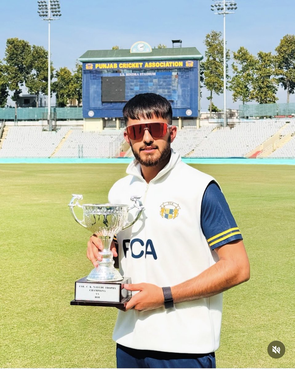 ThirdManAngle's tweet photo. Harjas Tandon this season:

75 vs MAH (SR 112)
53 vs Baroda (SR 103)
135 vs Bihar (SR 127)

3 knocks so far, all impact innings. Back at his old No.3 spot &amp; showcasing his batting potential, while staying among wicket-takers

All elements of proper AR.

#U23StateATrophy #BIHvPUN https://t.co/D8pxzA5NQs