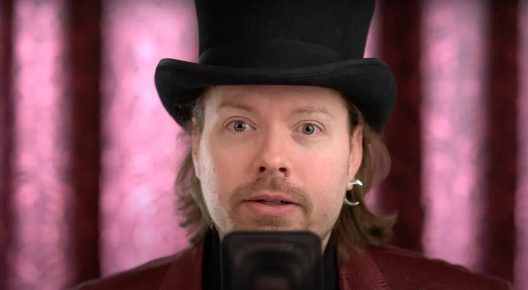 Buckamentals's tweet image. .@richardheartwin was forced underground by anti-crypto governments years ago. He didn’t disappear — he outlasted them. He beat them.

He built one of the stickiest, most vocal, most loyal communities in crypto — and they’re still here.

There’s a real chance his first stream in…